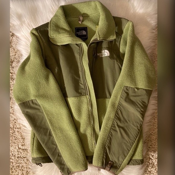 The Northface Green Fleece Jacket - Picture 1 of 5
